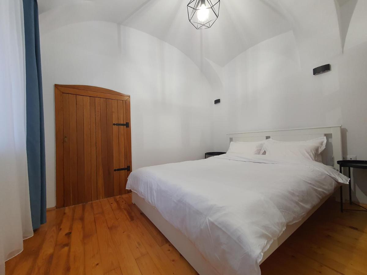 Lucasi Apartament Sibiu Bagian luar foto